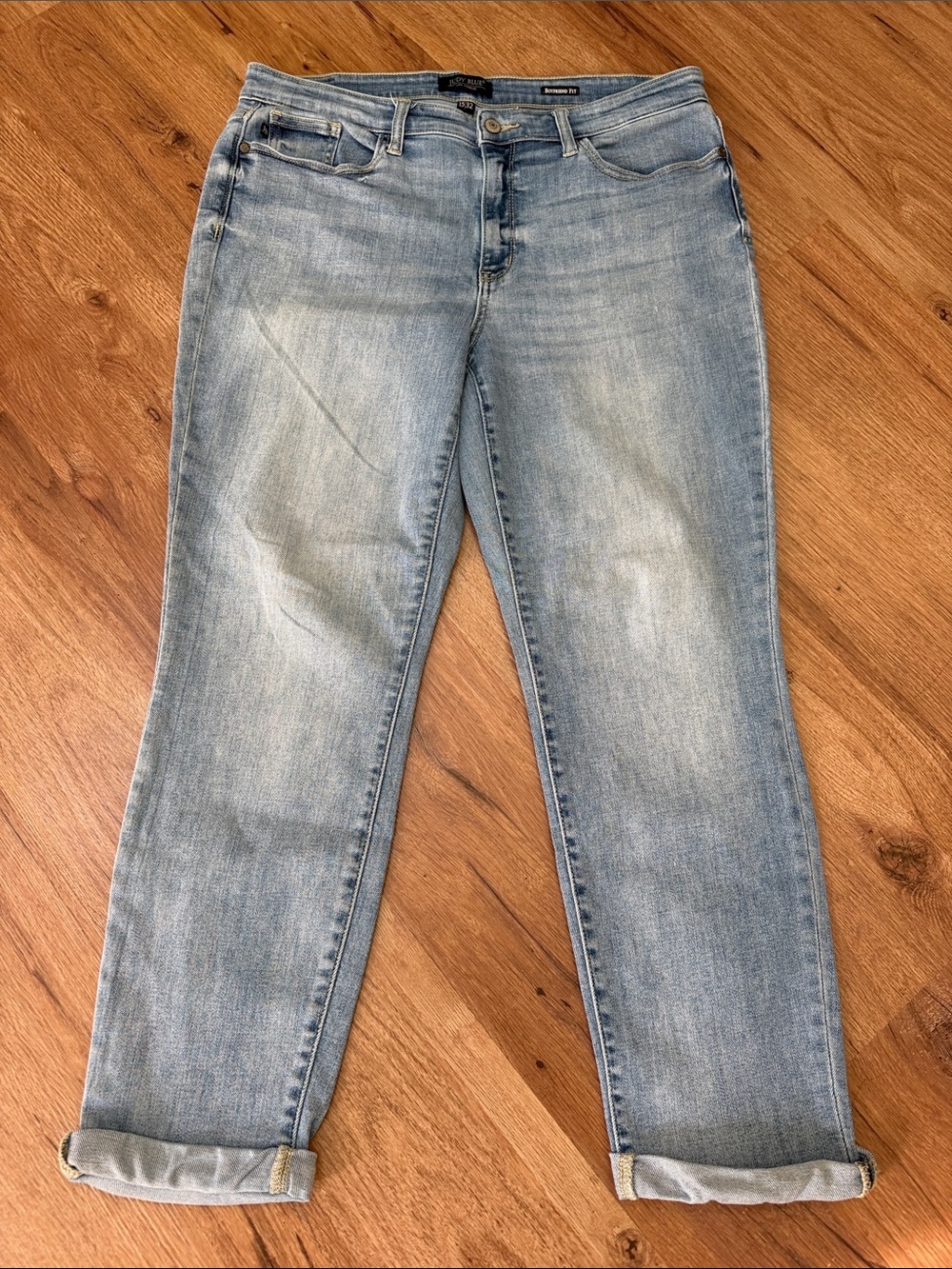 Judy Blue Light Wash Cropped Boyfriend Jeans, size 15